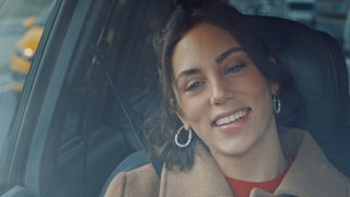 Zeki Müren eşliğinde Kara ve Zeynep’in romantik anları dikkat çekti.