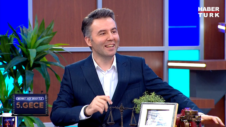 Mehmet Akif Ersoy ile 5. Gece - 5 Ocak 2024 (Derya Uluğ & Asil Gök & Büşra Pekin & Diren Polatoğulları)