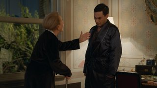 Neriman, Rutkay'a tokat atıyor.