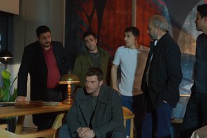 Babür'den Aslan'a gözdağı!