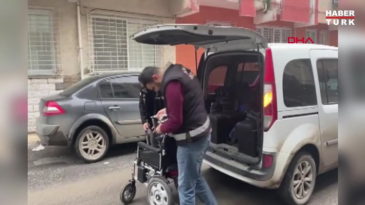 Engelli sanıp yardım etti, gerçek ortaya çıktı