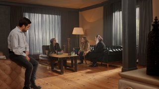 Nedret ve Hülya Kıymet'in evinde. 