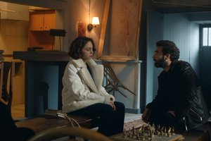 Zeynep, Kara'dan yardım istiyor! 
