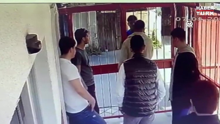 Eyüpsultan'da müdürü öldüren öğrencinin okula giriş-çıkış görüntülerine ulaşıldı