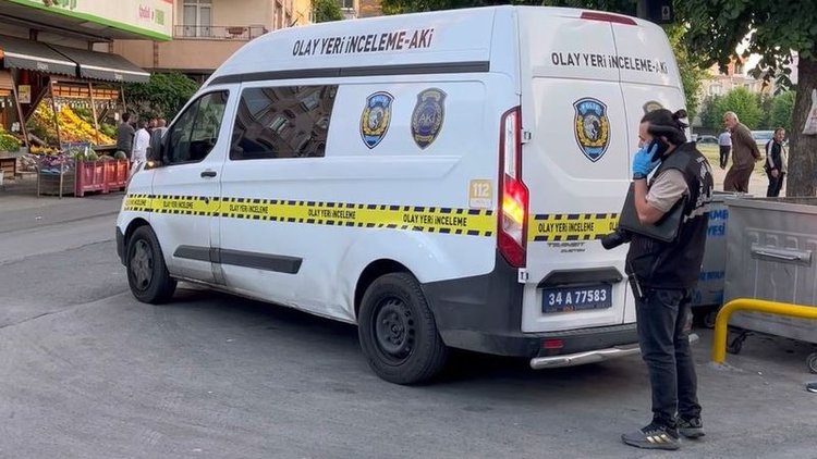 Kuşları beslerken silahla vurulan