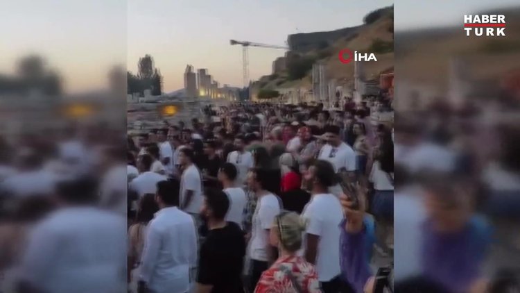 Efes Antik Kent'te özel davete tepki!