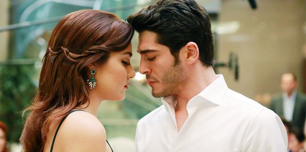 Ask Laftan Anlamaz Episode 23 English Subtitles