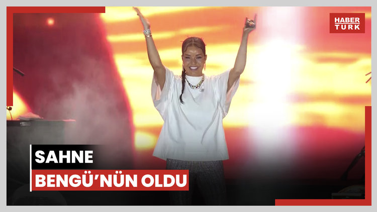Nevşehir Kültür Yolu Festivali'nin birinci günü sahne Bengü'nün oldu