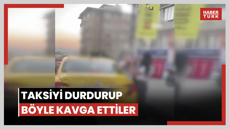 Takside tartışan kadınlar aracı durdurdu, saç başa böyle kavga etti