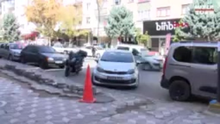 Trafikte tartıştığı kişiler tarafından kalbine tornavida saplanan kurye hayatını kaybetti