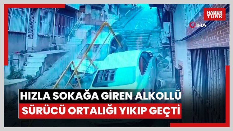 Hızla sokağa giren alkollü sürücü ortalığı yıkıp geçti