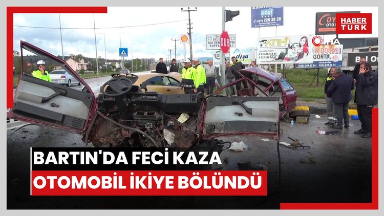 Bartın'da feci kaza kamerada...Otomobil ikiye bölündü: 6 yaralı