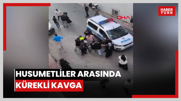 Husumetliler arasında kürekli kavga