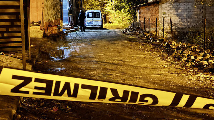 Kastamonu'da evlat dehşeti! Annesini öldürüp, intihar etti