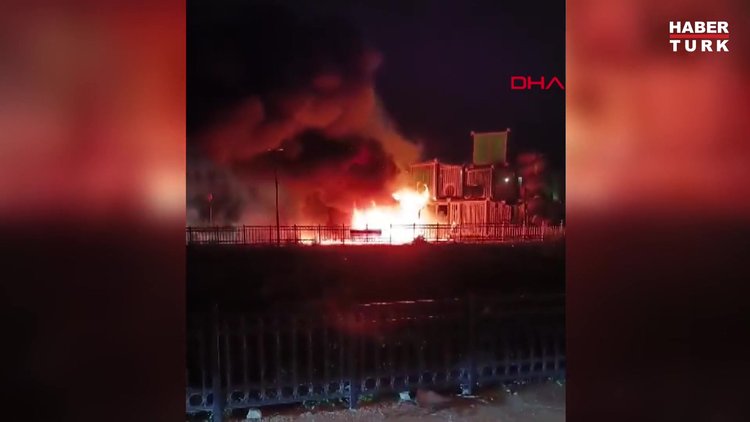 Tekirdağ'da parktaki çocuk oyun grupları yakılarak, kullanılamaz hale geldi