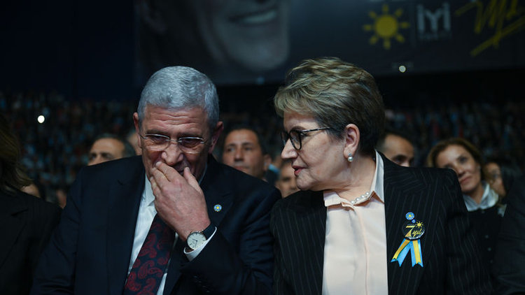 Dervişoğlu ve Akşener İyi Parti’nin 7. yaş kutlamasında yan yana