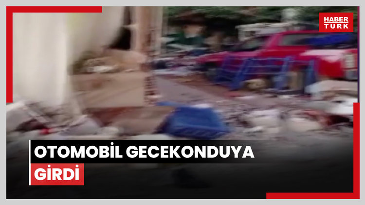 Otomobil gecekonduya girdi, molozların altında kalan anneanne ve bebek yaralandı