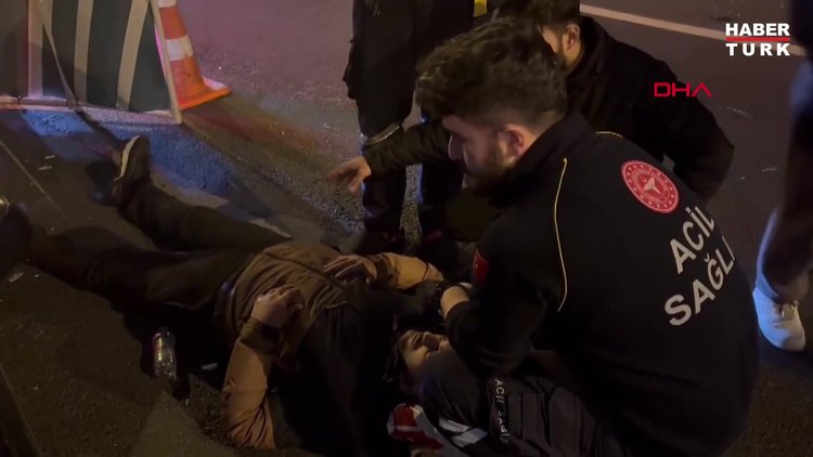 Fatih'te sapağı kaçıran sürücü geri manevra yaparken kazaya neden oldu