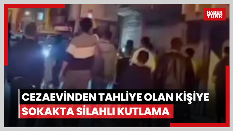 Cezaevinden tahliye olan kişiye sokakta silahlı kutlama
