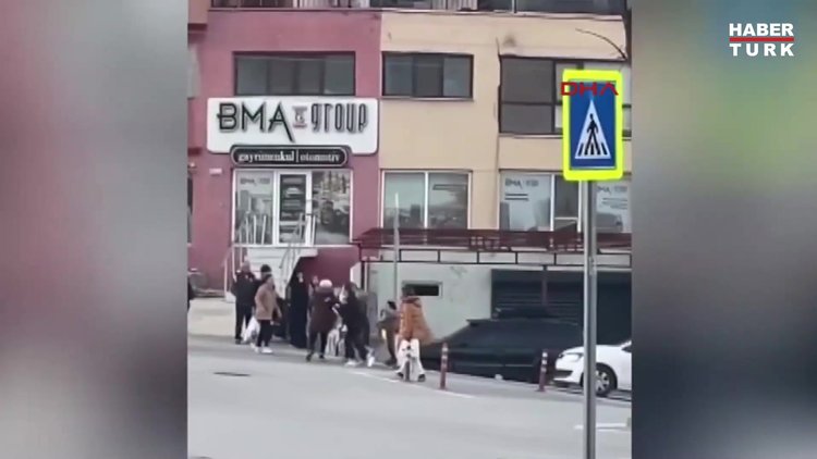 Bursa'da, kadınların yumruklu kavgası kamerada