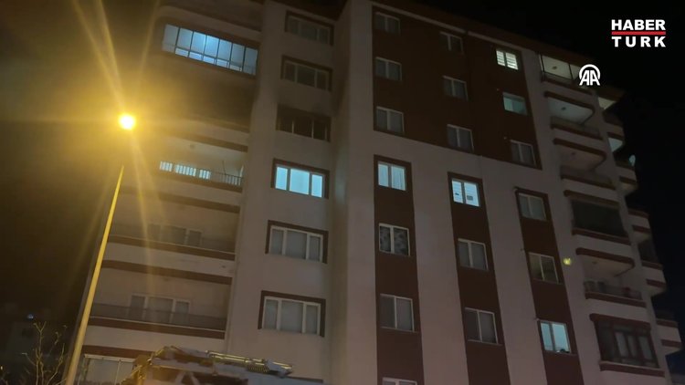 Kayseri'de psikolojik sorunlarının bulunduğu iddia edilen kişi evini yaktı