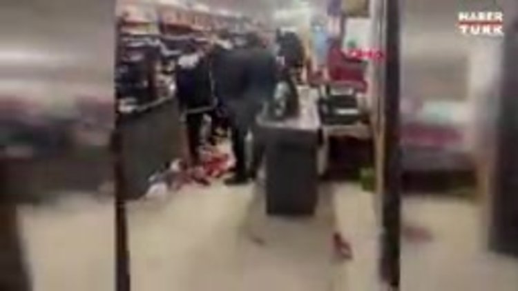 Gaziosmanpaşa'da hırsızlık yaparken yakalanan şüphelileri çalışanlar markete kilitledi