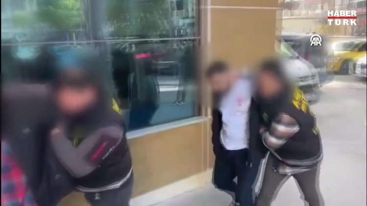 Menemen'de bir aracı kurşunlayan 3 şüpheli tutuklandı