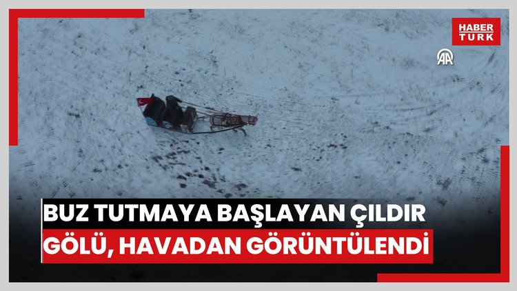 Buz tutmaya başlayan Çıldır Gölü, havadan görüntülendi
