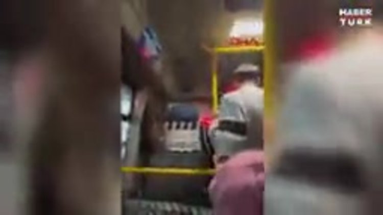 İstanbul'da minibüs şoförü yolcular ücret ödemedi diye çılgına döndü