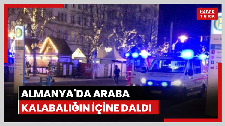 Almanya'da araba kalabalığın içine daldı - 2