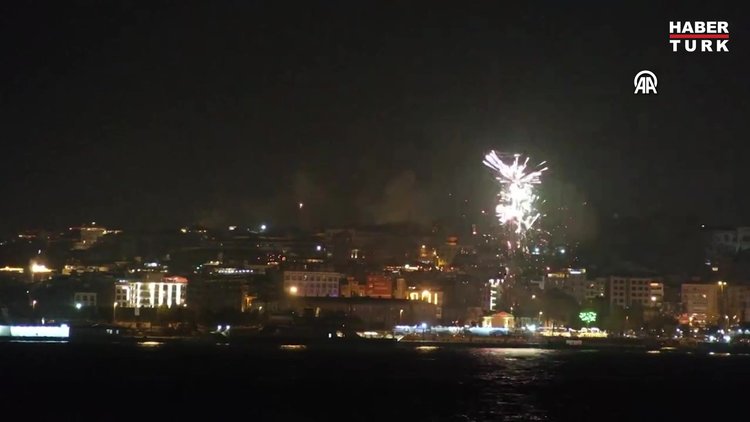 İstanbul'da yeni yıl coşkuyla karşılandı