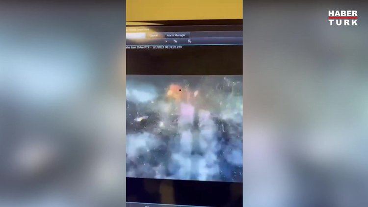 Tesla araç patladı