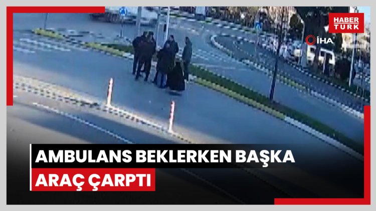 Böyle kaza görülmedi: Yaya geçidinde otomobil, ambulans beklerken başka araç çarptı