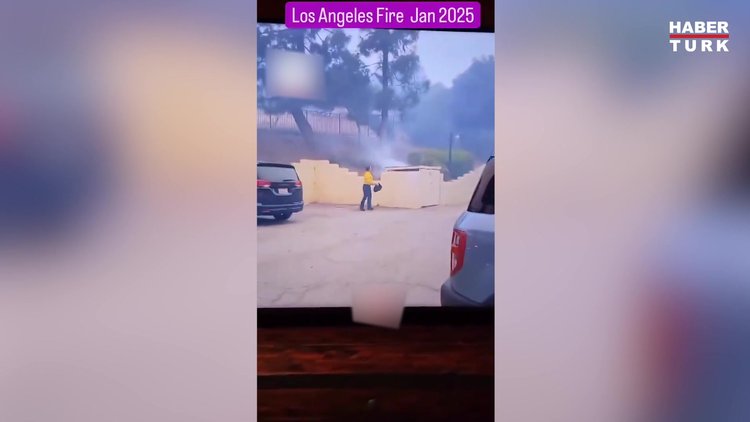 Yangına çanta ve trafik konisi ile müdahale ediliyor