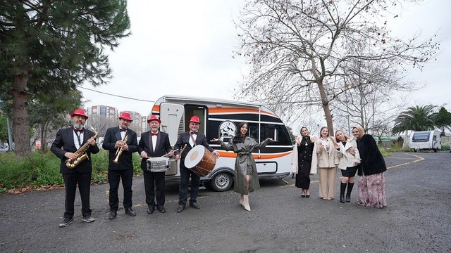 Sürprizlerle dolu karşılama!