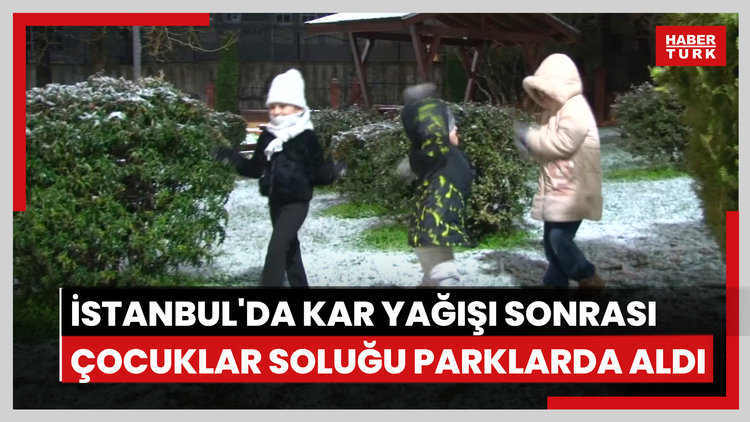 İstanbul'da kar yağışı sonrası çocuklar soluğu parklarda aldı