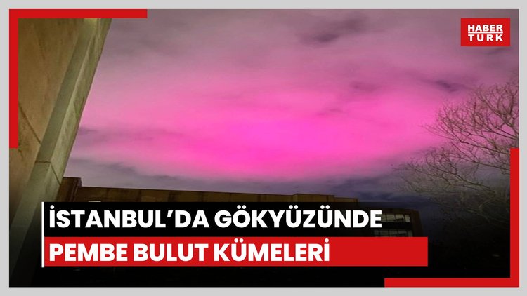 Gökyüzünde pembe bulut kümeleri