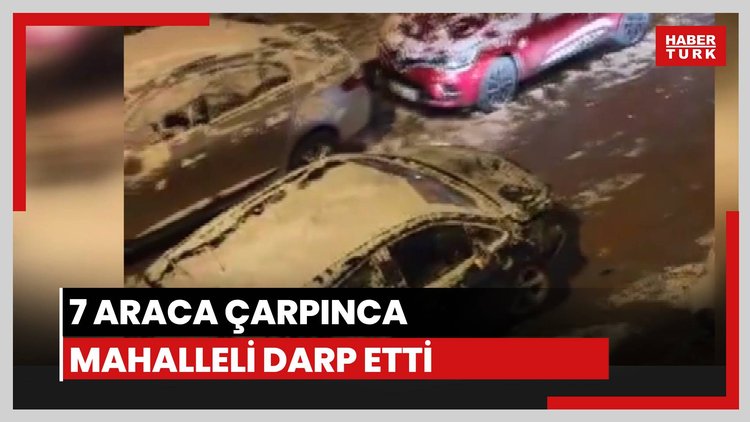7 araca çarpınca mahalleli darp etti