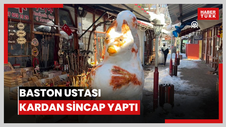 Baston ustası kardan sincap yaptı