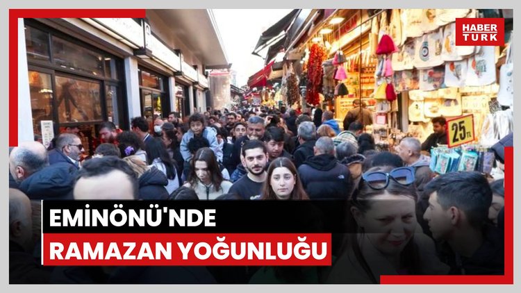 Eminönü'nde iftar alışverişi yoğunluğu