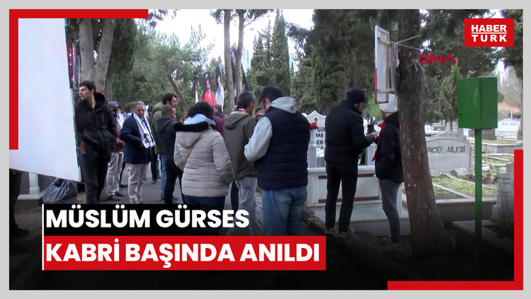 Müslüm Gürses, kabri başında anıldı