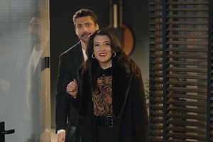 Zeliha, Ayça ile tanışıyor!