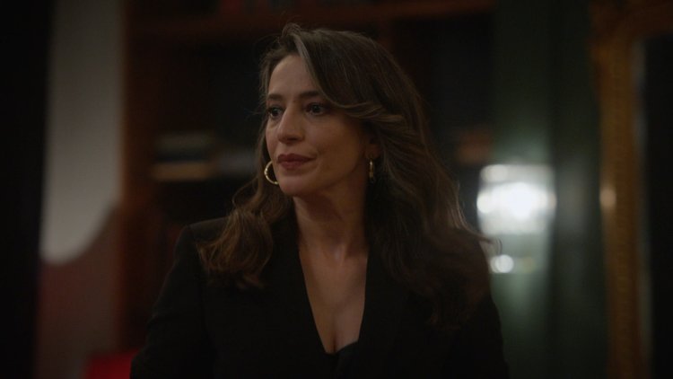 Efsun, Bahar'ın hamile olduğunu söyledi