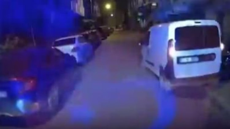 Hatalı park edilen araç, ambulansın geçişini engelledi