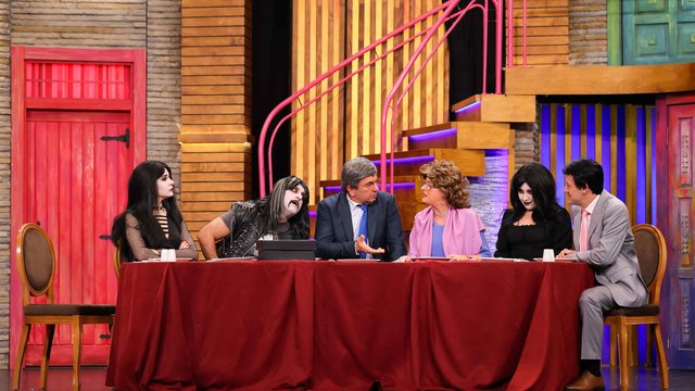 Gotik Aile Barışma Yemeği!