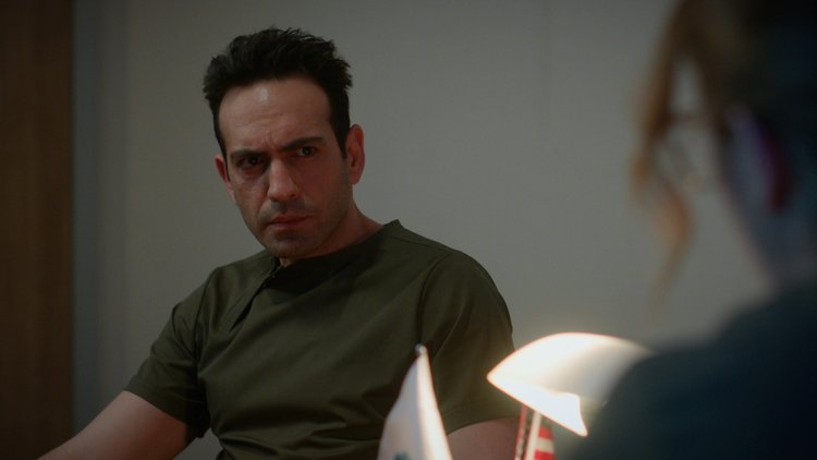 Jennifer'dan Evren'e yeni görev!