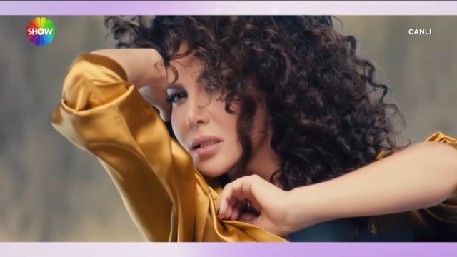 Ebru Yaşar'ın portresi!