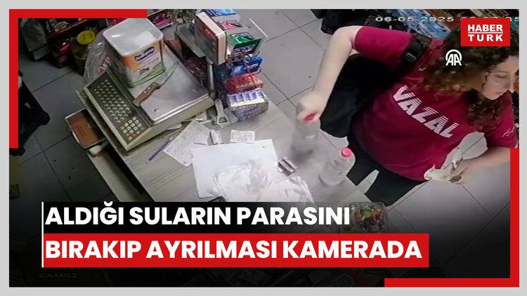 Öğrencinin esnafı bulamayınca aldığı suların parasını bırakıp ayrılması kamerada