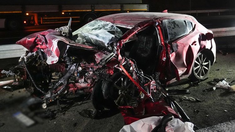 Ankara-Niğde Otoyolu'nda feci kaza! 4 ölü, 1 yaralı