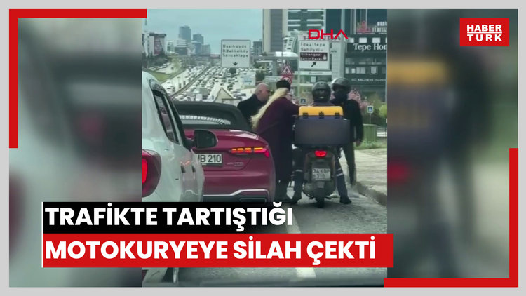 Maltepe D-100'de trafikte tartıştığı motokuryeye silah çekti